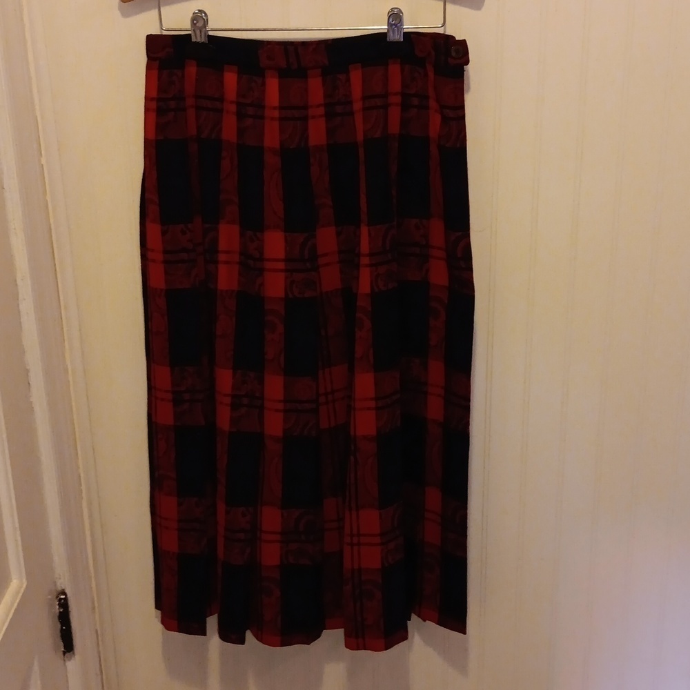 Vintage Pendleton made in USA 🇺🇸 red black celtic kilt wool skirt